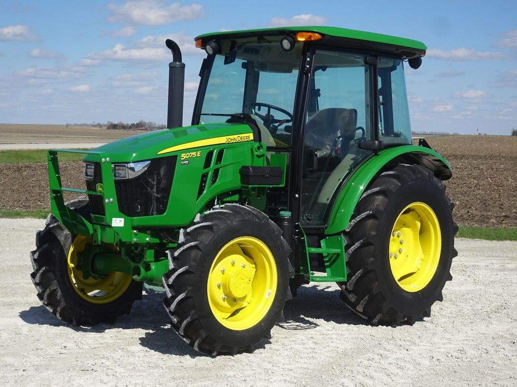 2025 John Deere 5075E Equipment Image0