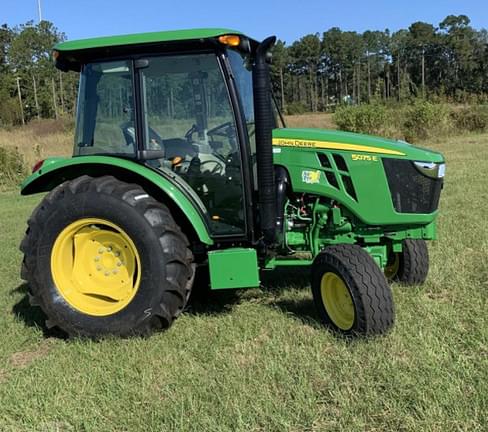 Image of John Deere 5075E equipment image 3