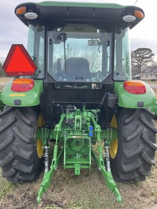 Image of John Deere 5075E equipment image 3