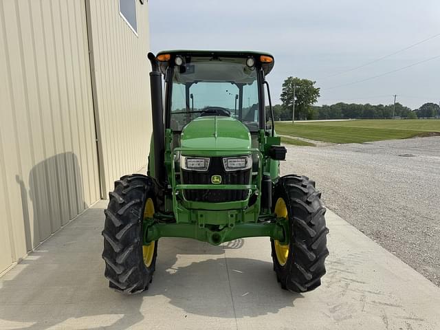 Image of John Deere 5075E equipment image 1