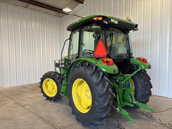 Image of John Deere 5075E equipment image 1