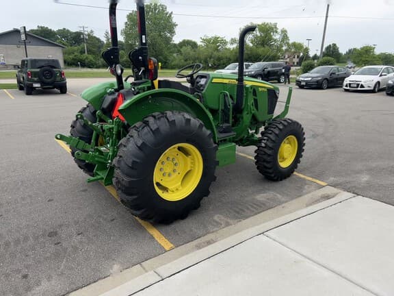 Image of John Deere 5075E equipment image 1