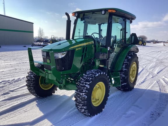 Image of John Deere 5075E equipment image 2