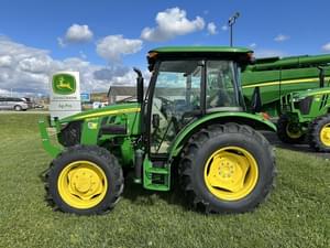 2025 John Deere 5075E Image
