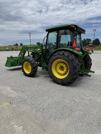 Image of John Deere 5075E equipment image 2