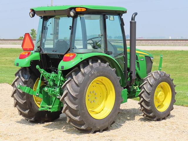 Image of John Deere 5075E equipment image 3