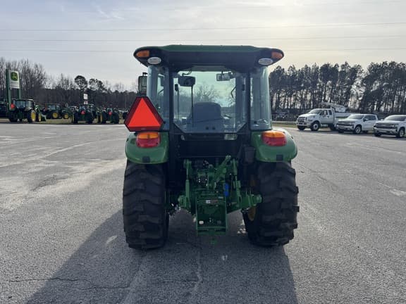 Image of John Deere 5075E equipment image 4