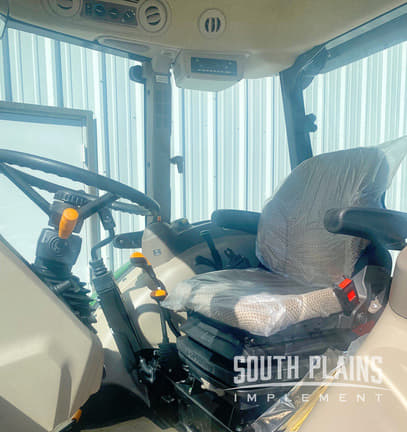 Image of John Deere 5075E equipment image 4