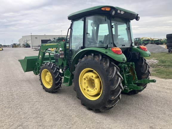 Image of John Deere 5075E equipment image 3