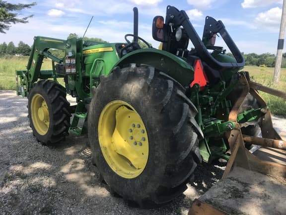 Image of John Deere 5075E equipment image 1