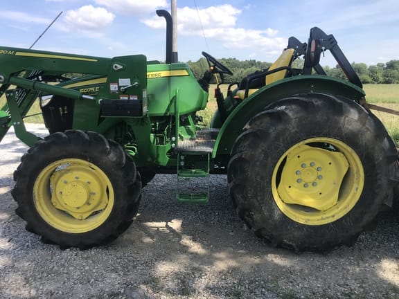 2025 John Deere 5075E Equipment Image0