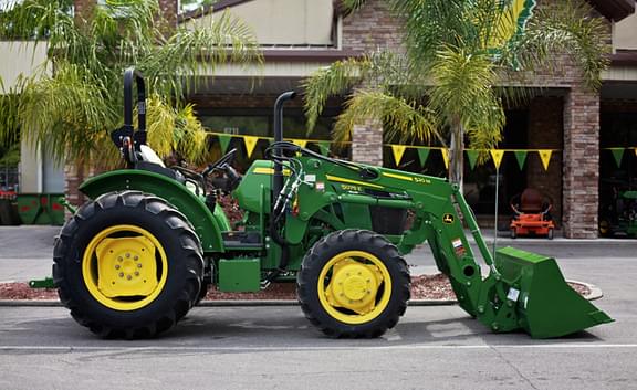 Image of John Deere 5075E equipment image 4