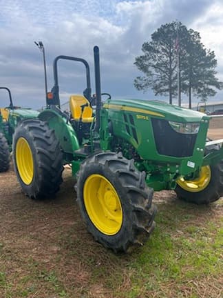 Main image John Deere 5075E