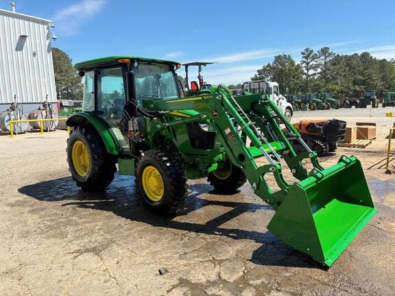 Image of John Deere 5075E equipment image 3
