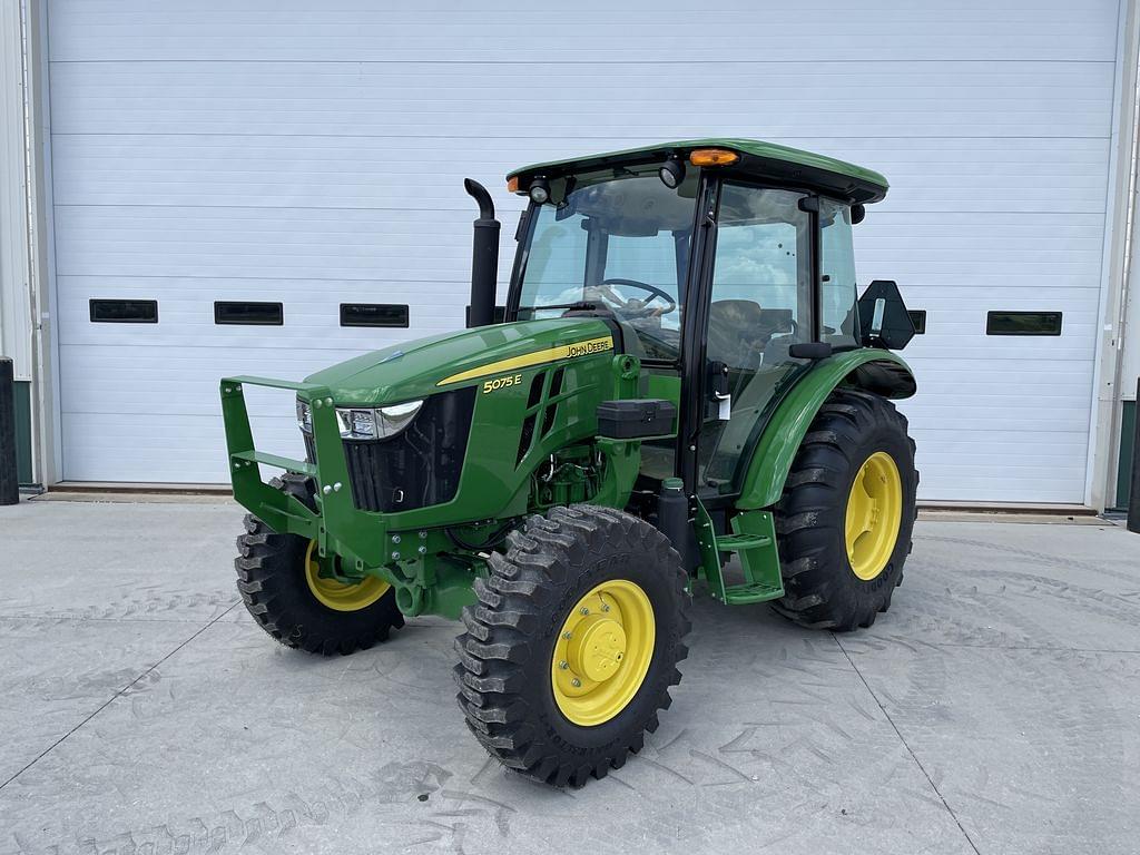 Image of John Deere 5075E Primary image