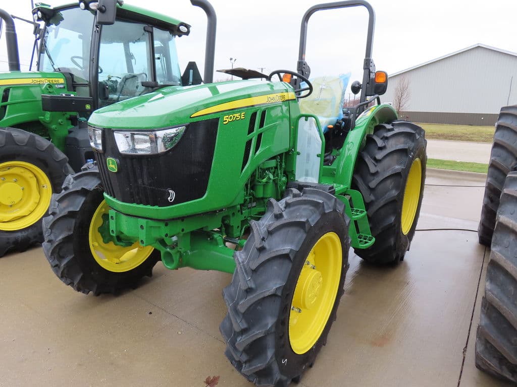 Image of John Deere 5075E Primary image