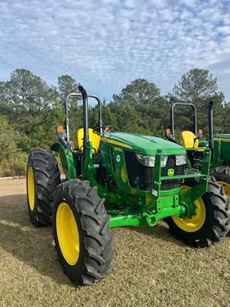 Image of John Deere 5075E equipment image 1