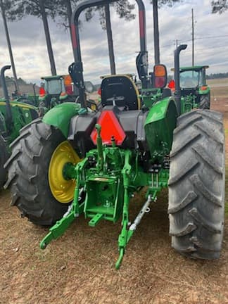 Image of John Deere 5075E equipment image 3