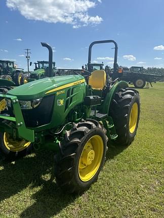 Image of John Deere 5075E Image 1
