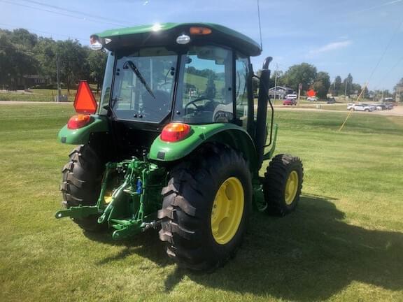 Image of John Deere 5075E equipment image 3