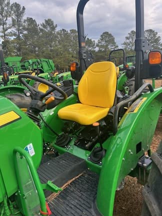 Image of John Deere 5075E equipment image 2