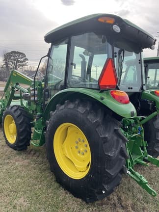 Image of John Deere 5075E equipment image 2
