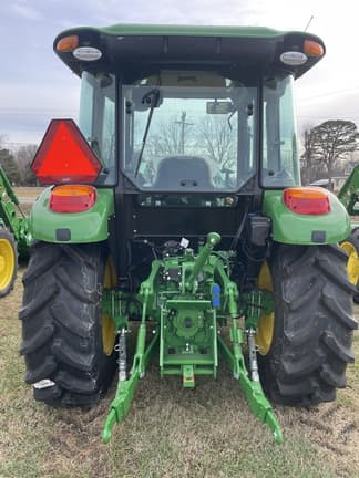 Image of John Deere 5075E equipment image 3