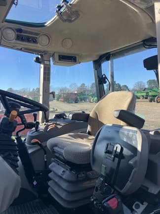 Image of John Deere 5075E equipment image 3