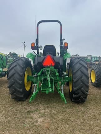 Image of John Deere 5075E equipment image 2