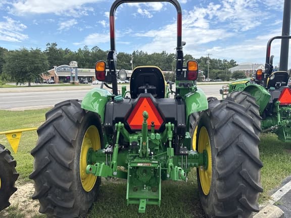 Image of John Deere 5075E equipment image 1