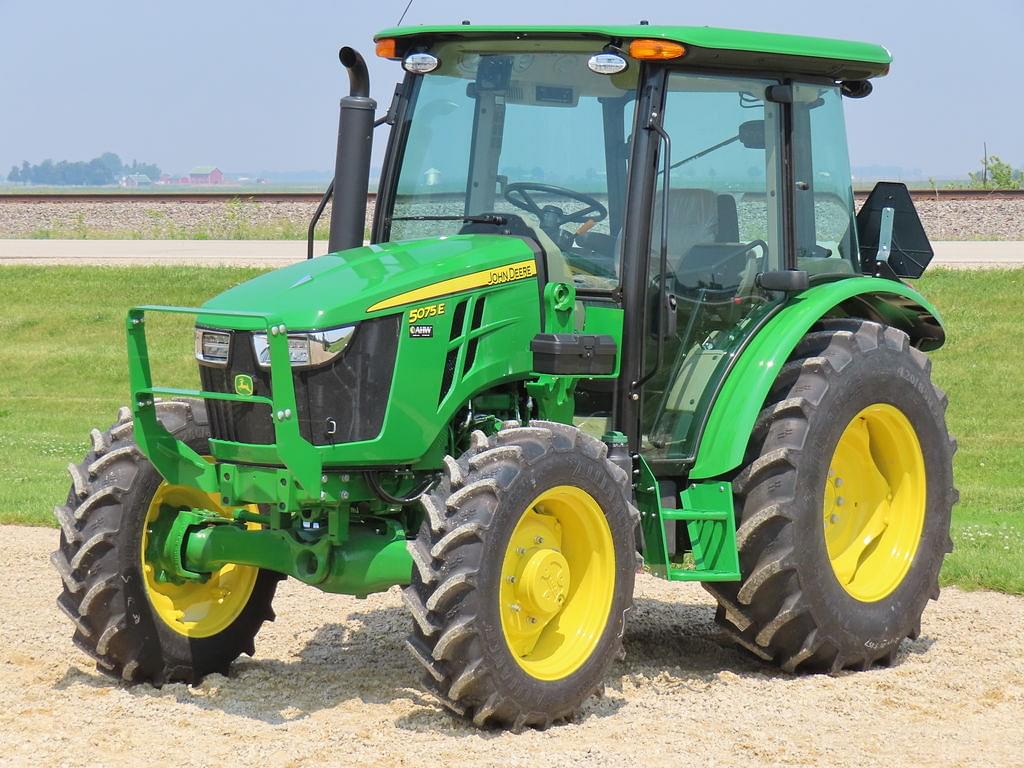 Image of John Deere 5075E Primary image