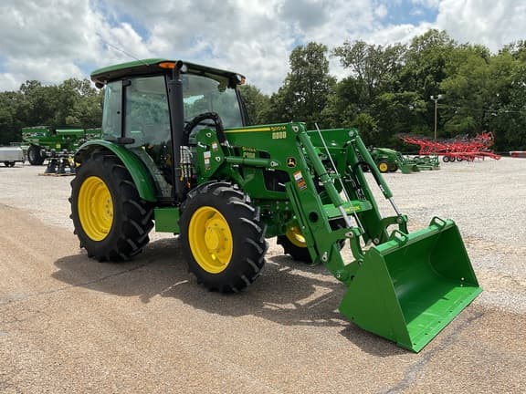 Image of John Deere 5075E equipment image 4