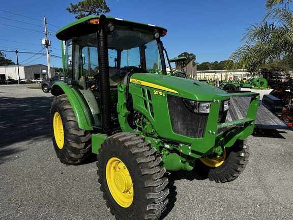 2025 John Deere 5075E Equipment Image0