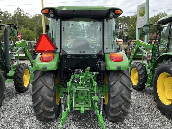 Image of John Deere 5075E equipment image 3