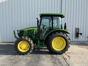 Main image John Deere 5075E