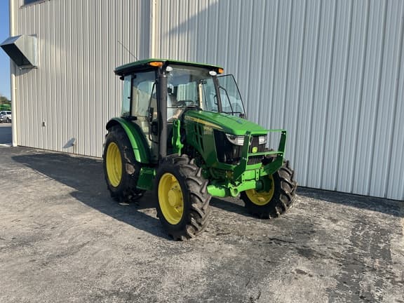 Image of John Deere 5075E equipment image 4