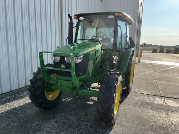 Image of John Deere 5075E equipment image 2