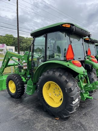 Image of John Deere 5075E equipment image 4