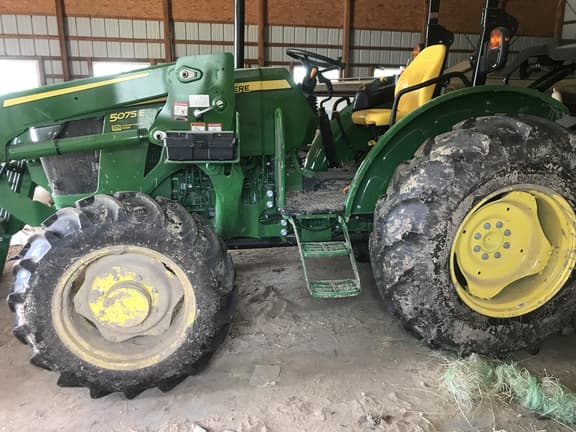 Image of John Deere 5075E equipment image 1