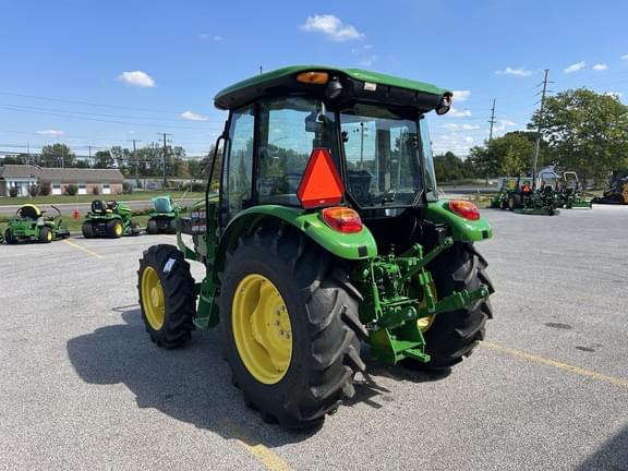 Image of John Deere 5075E equipment image 3