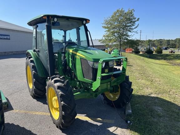 Image of John Deere 5075E equipment image 2