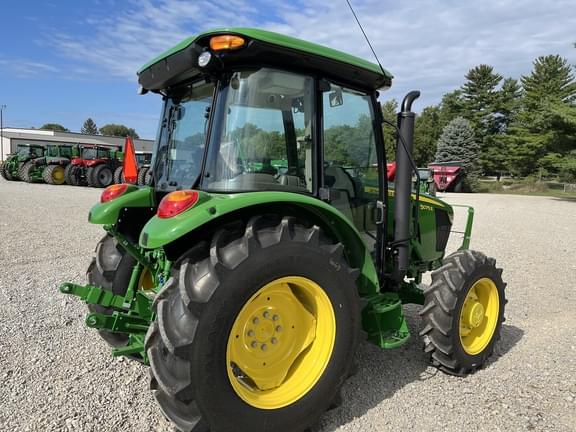 Image of John Deere 5075E equipment image 3