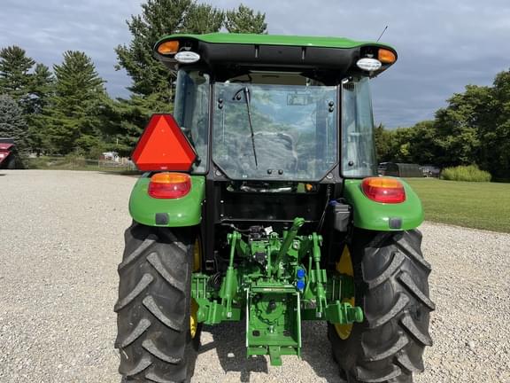 Image of John Deere 5075E equipment image 2