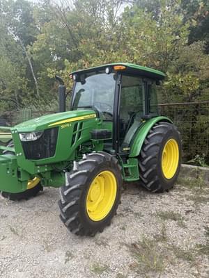 2025 John Deere 5075E Image