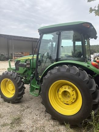 Image of John Deere 5075E equipment image 1