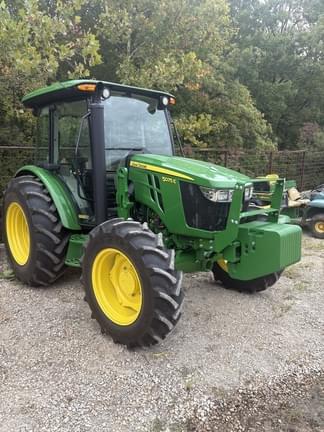 Image of John Deere 5075E equipment image 2