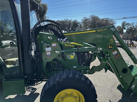 Image of John Deere 5075E equipment image 4