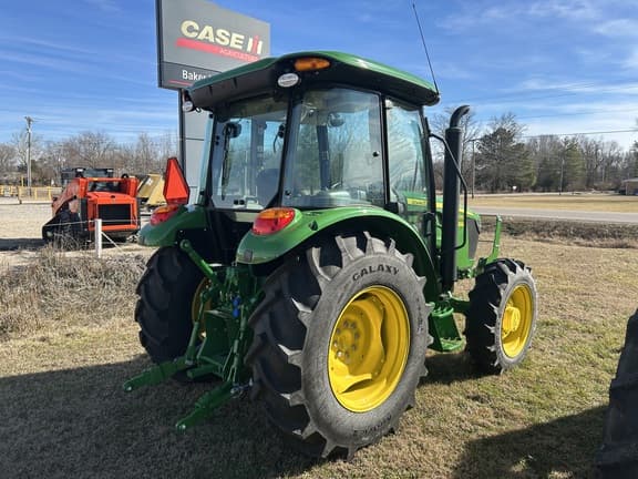 Image of John Deere 5075E equipment image 3