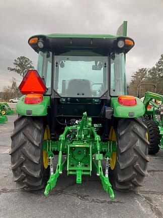 Image of John Deere 5075E equipment image 3