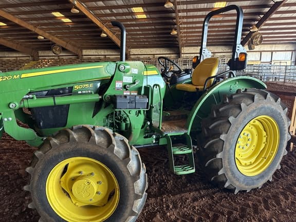 Image of John Deere 5075E equipment image 3